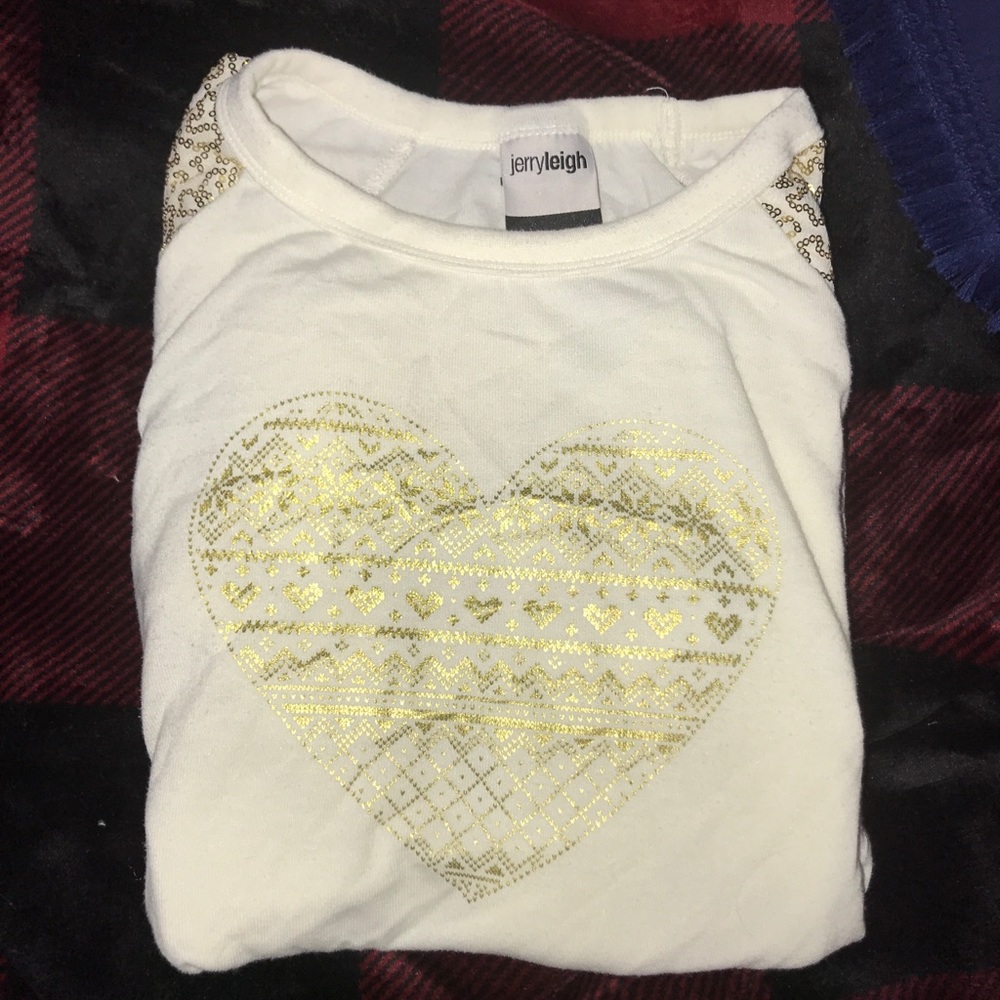 Super cute long sleeve shirt